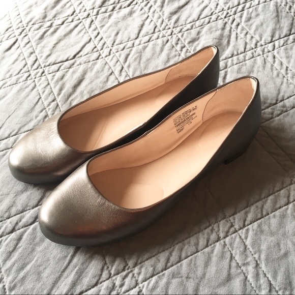Rockport Adiprene Silver Metallic Flats Size 8 - Picture 2 of 7